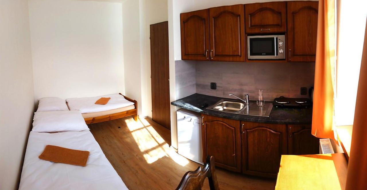 Apartmany Sachty วีโซเก นาด ยิเซโรว์ ภายนอก รูปภาพ