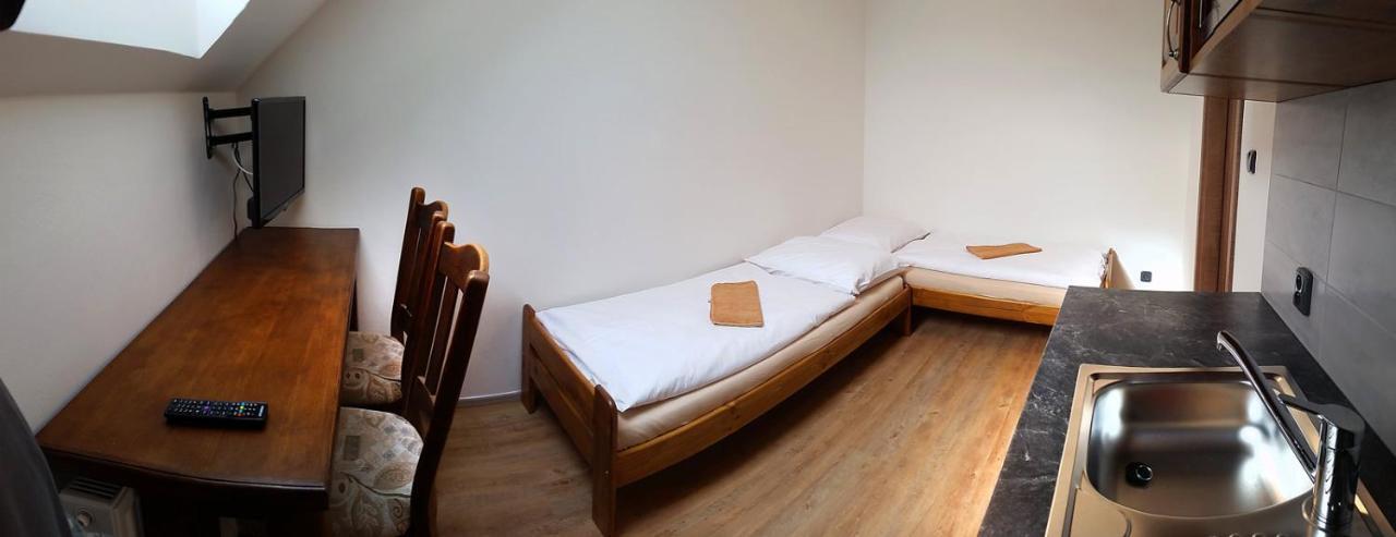 Apartmany Sachty วีโซเก นาด ยิเซโรว์ ภายนอก รูปภาพ